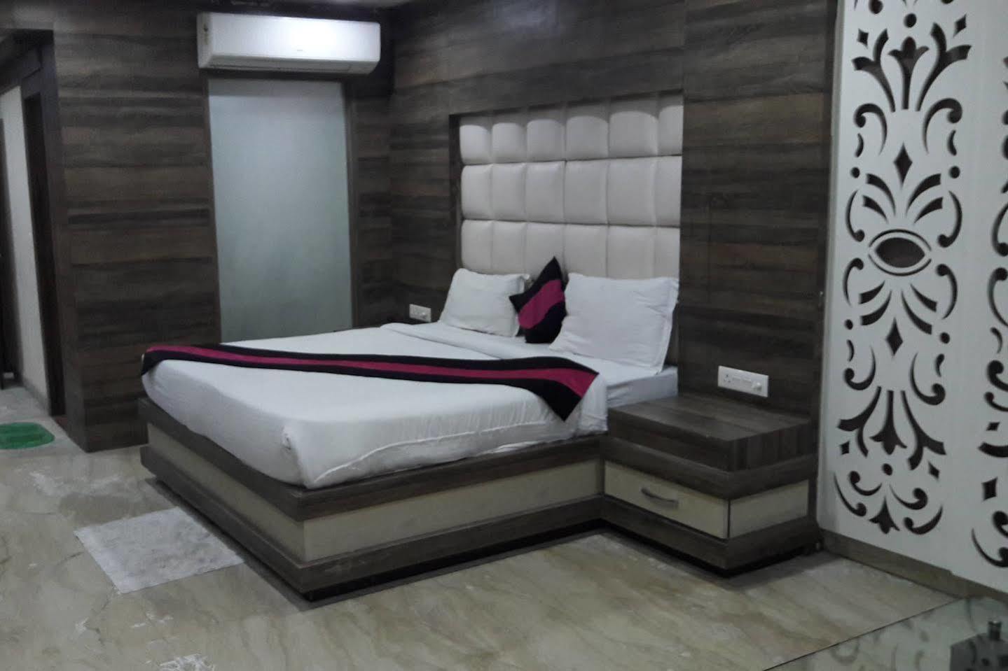O Tajway Mysore