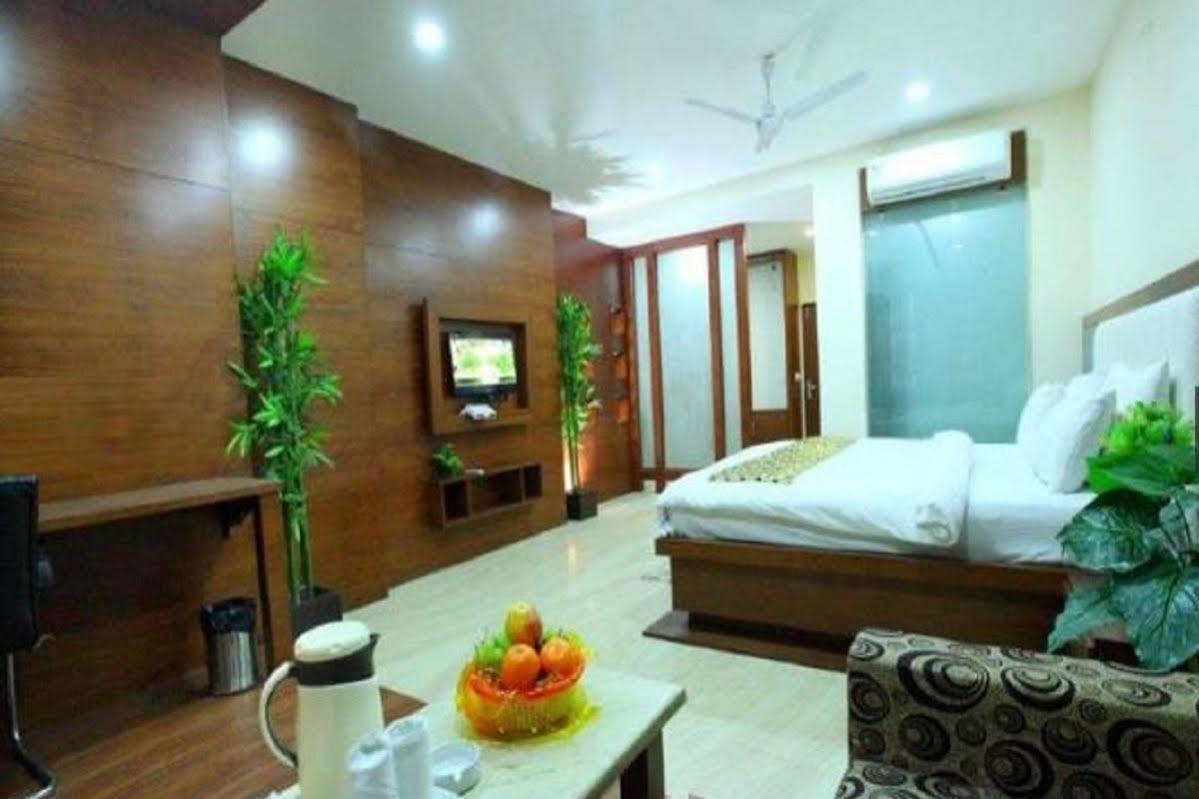 Hotel O Tajway Mysore